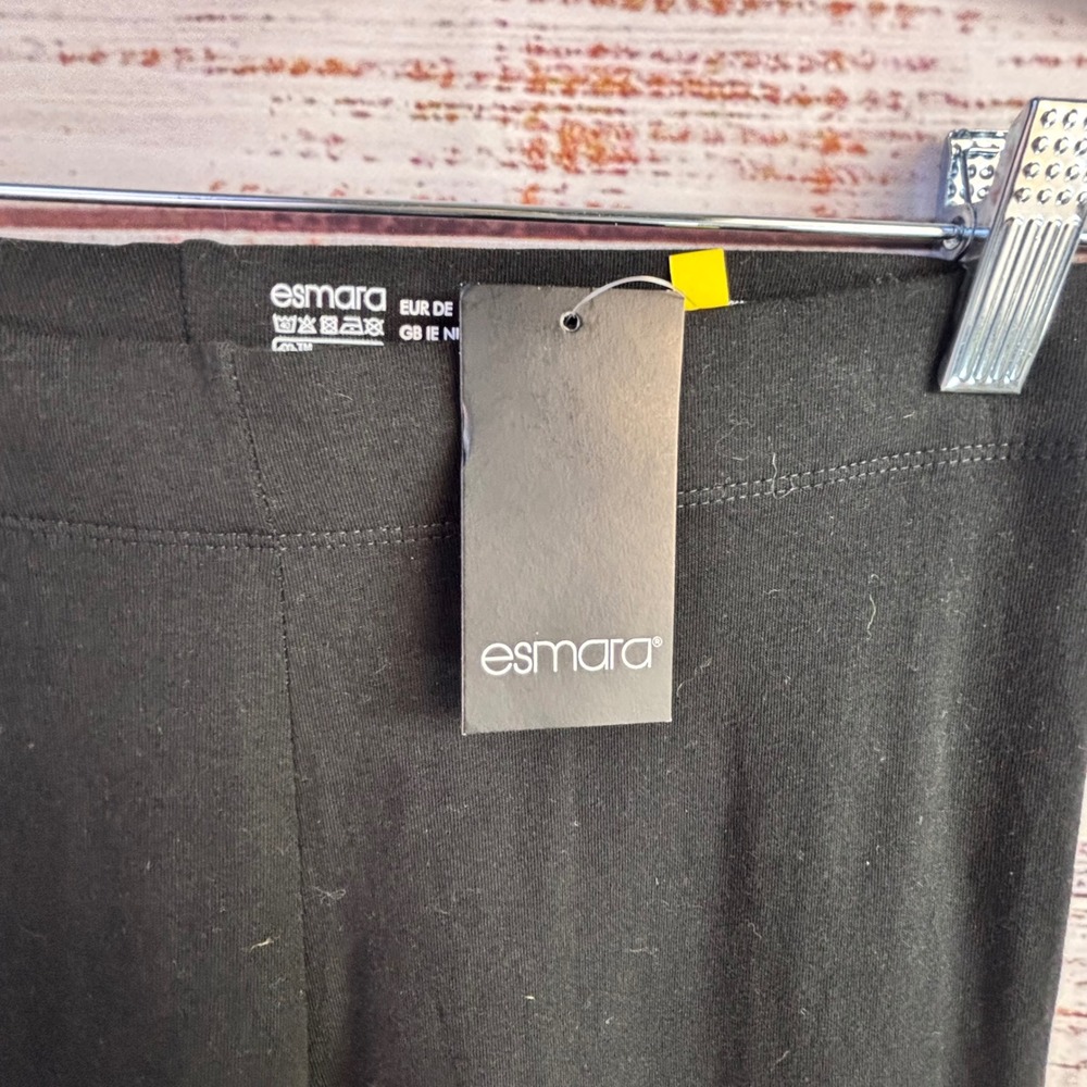 Minimalist Basic Leggings Esmara Size M 8/10 Black Cotton Elastane Stretch New - Picture 3 of 9
